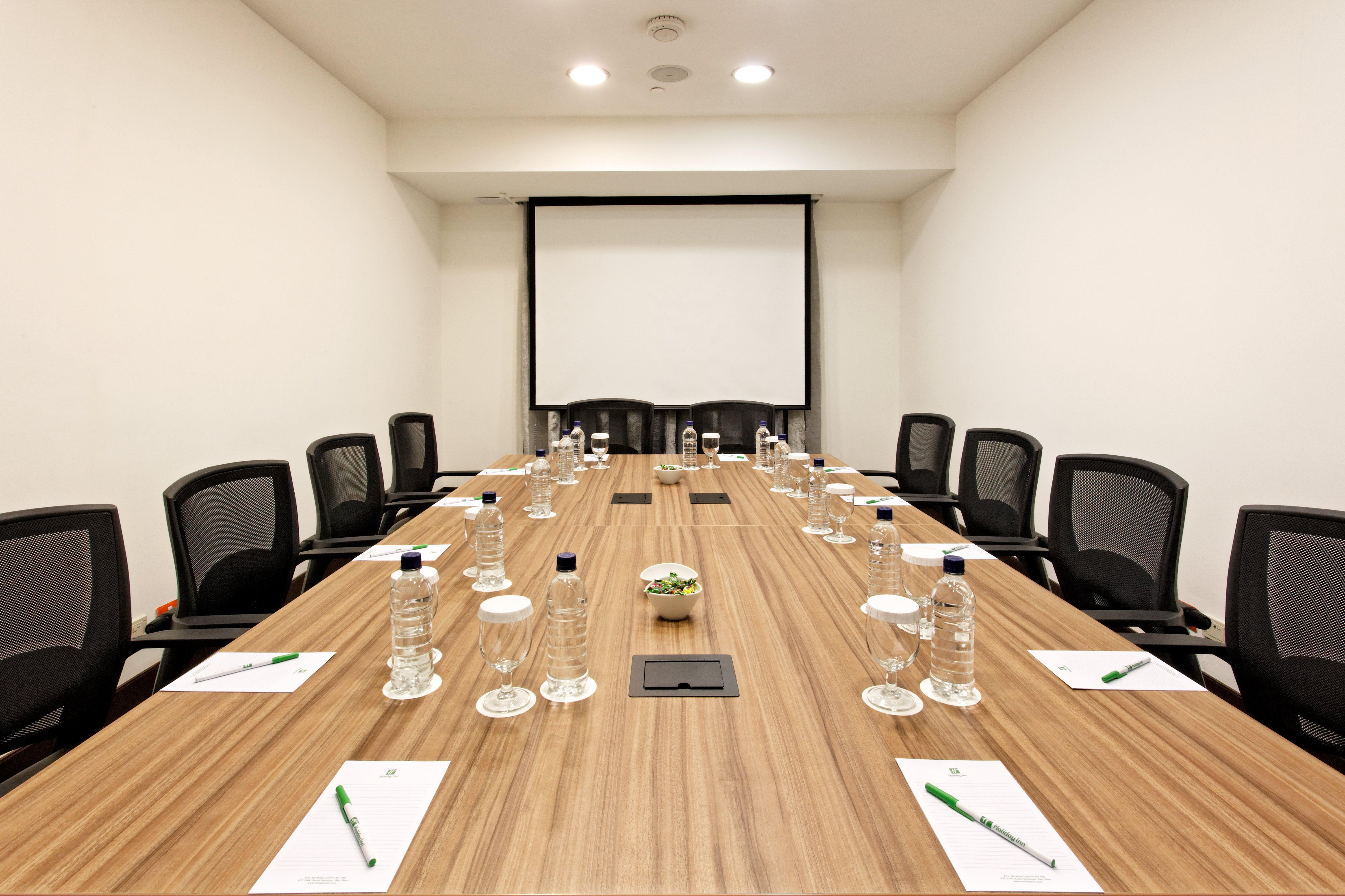 ホリデイイン サントドミンゴ ホテル＆スイーツ エクステリア 写真 Meeting room