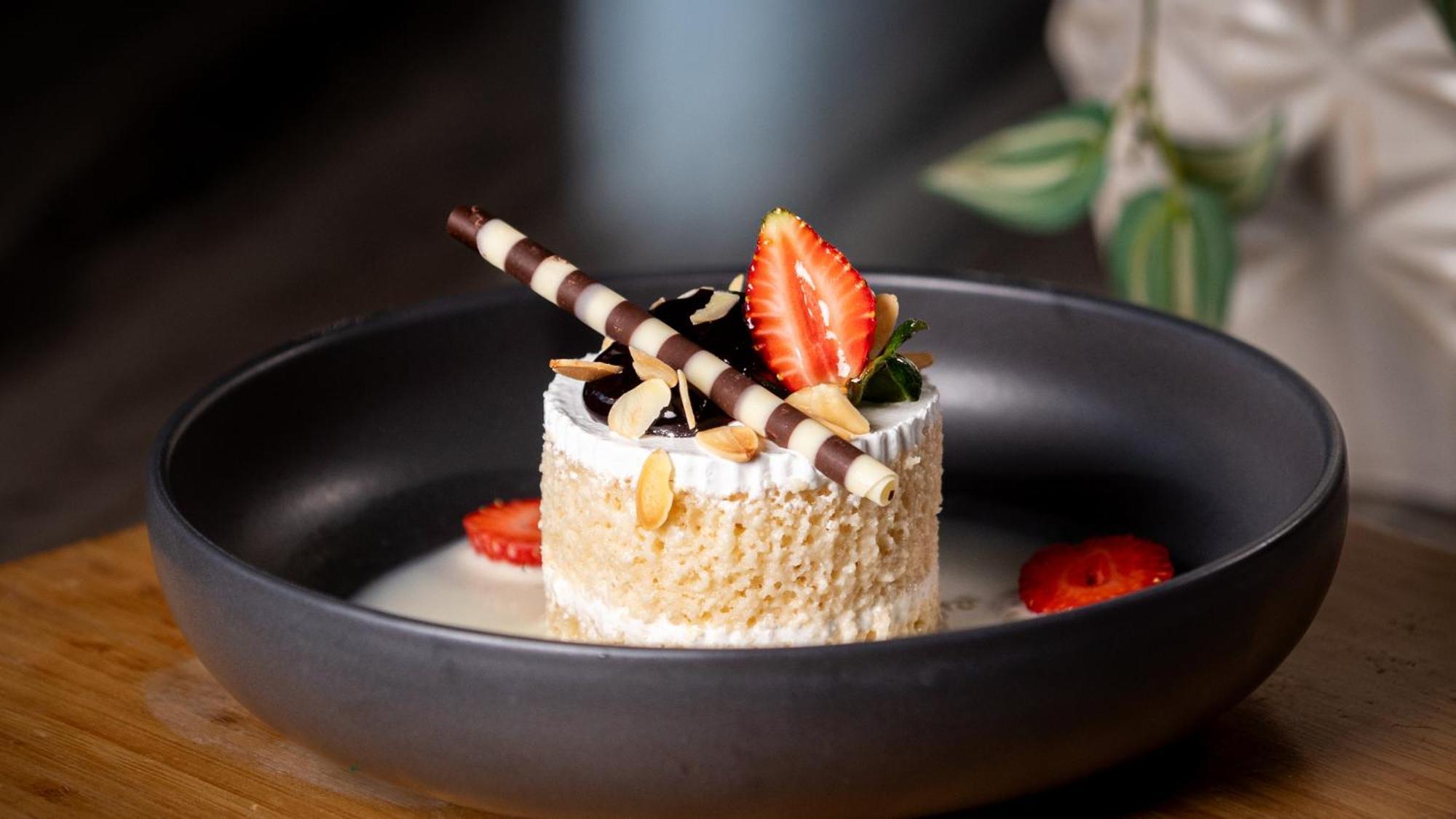 ホリデイイン サントドミンゴ ホテル＆スイーツ エクステリア 写真 A dessert